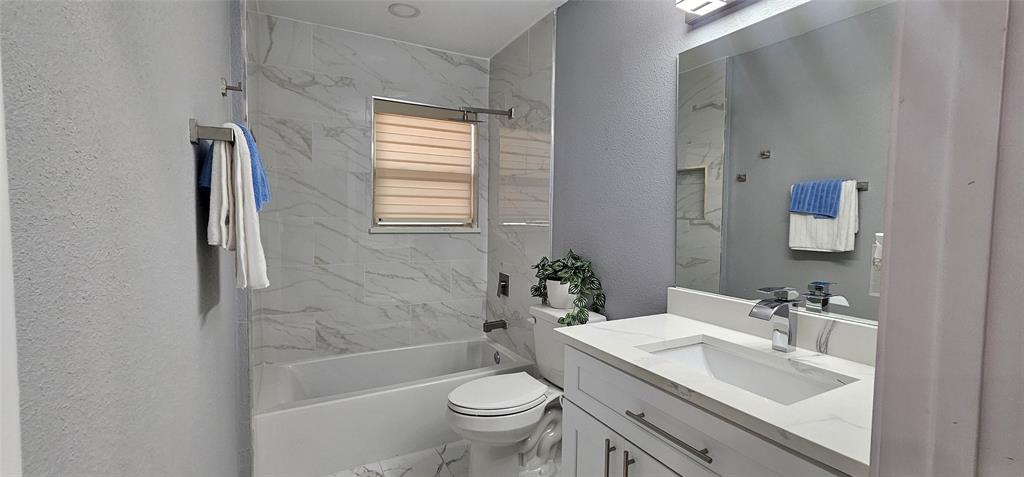1712 Cascade Property Photo 7