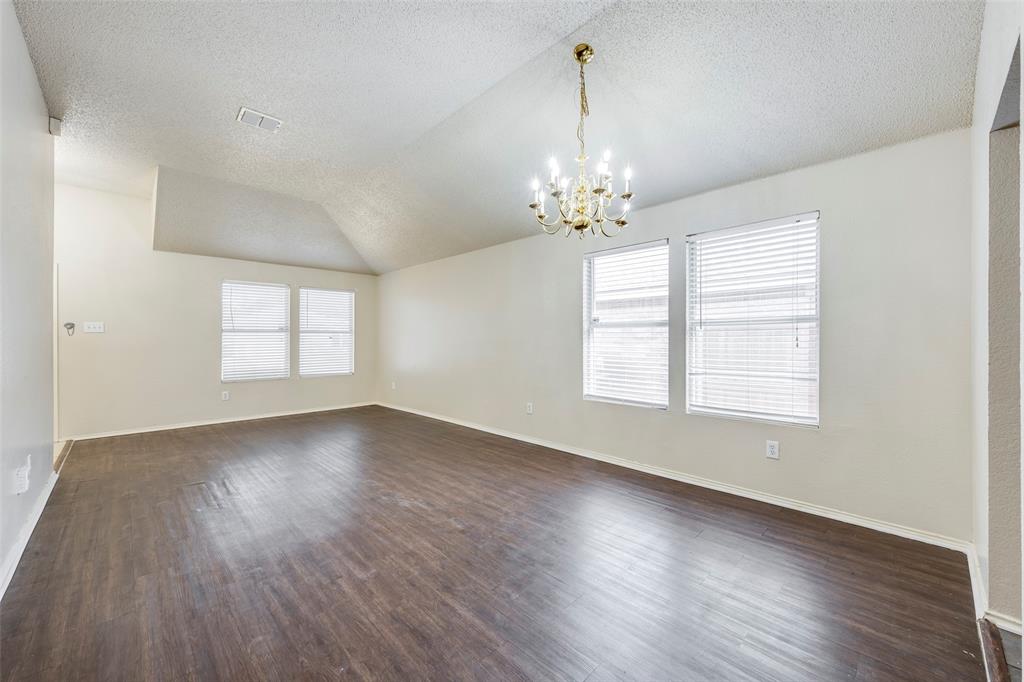 810 Engleside Drive Property Photo 6