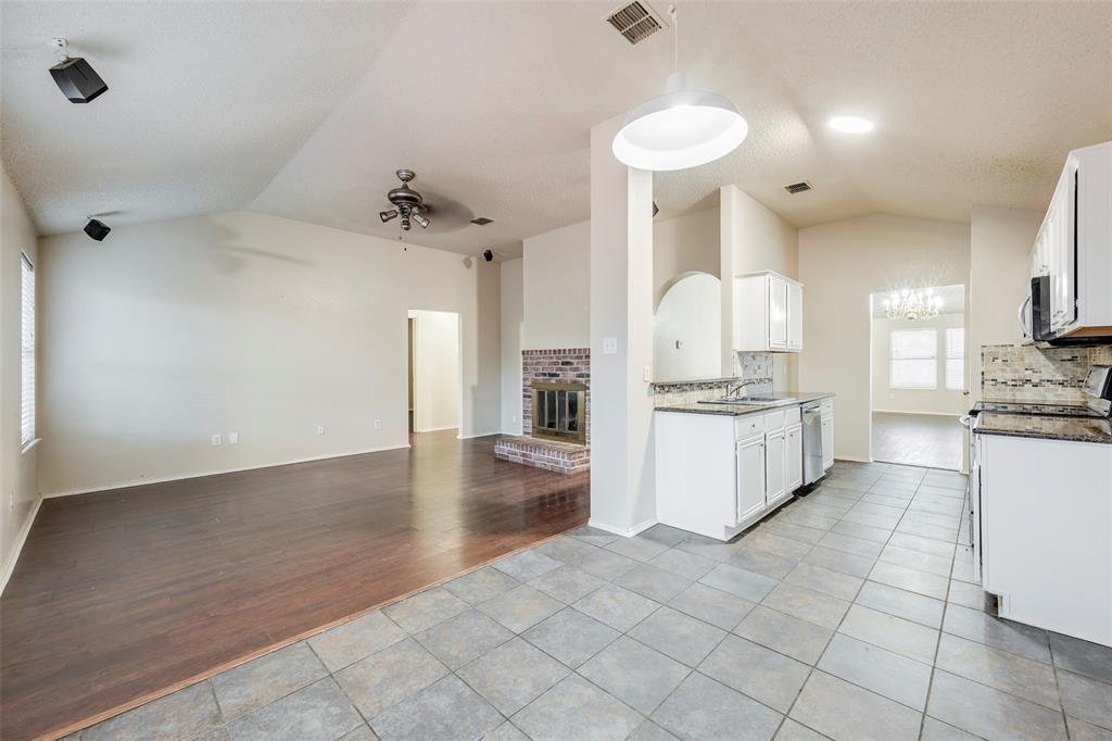 810 Engleside Drive Property Photo 13