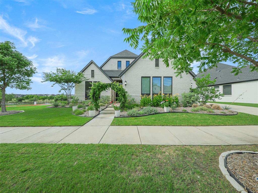 3900 Pepper Grass Lane Property Photo 3