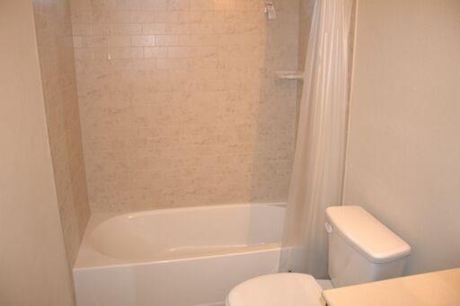 2104 Stonewood Drive Property Photo 13