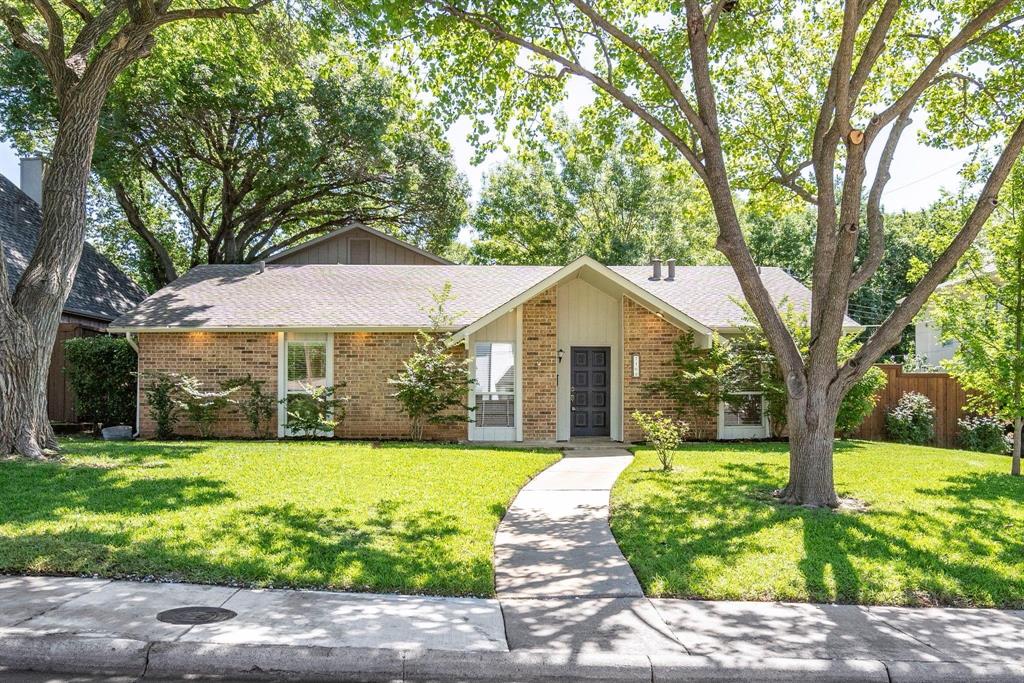 7162 Carrousel Circle Property Photo 1