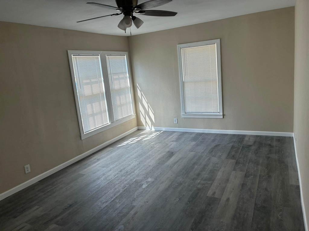1102 La Monte Drive Property Photo 4