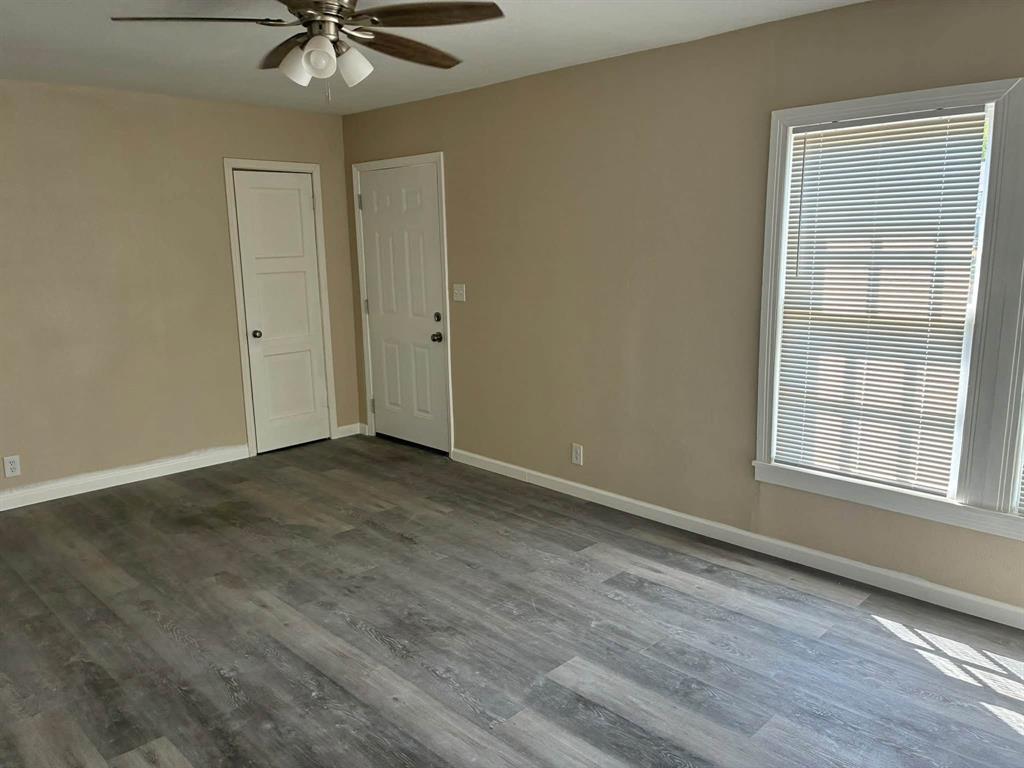 1102 La Monte Drive Property Photo 5