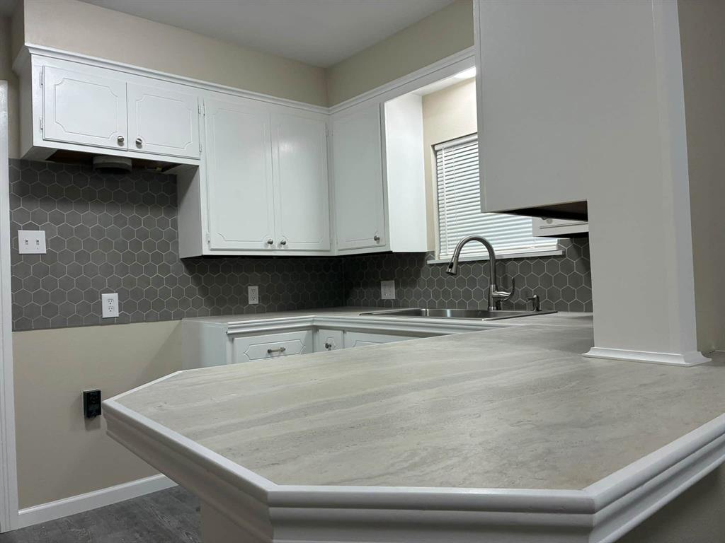 1102 La Monte Drive Property Photo 6