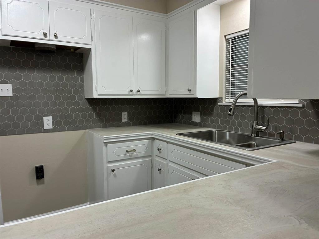1102 La Monte Drive Property Photo 7