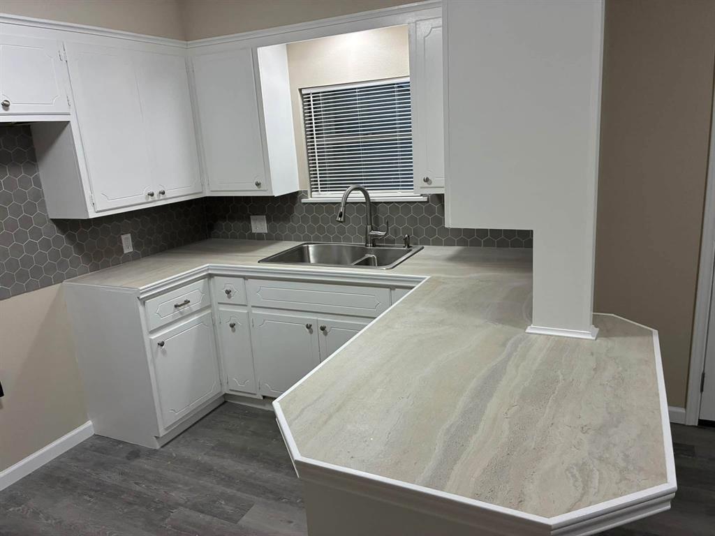 1102 La Monte Drive Property Photo 9