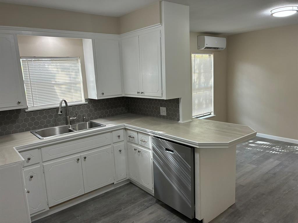 1102 La Monte Drive Property Photo 13