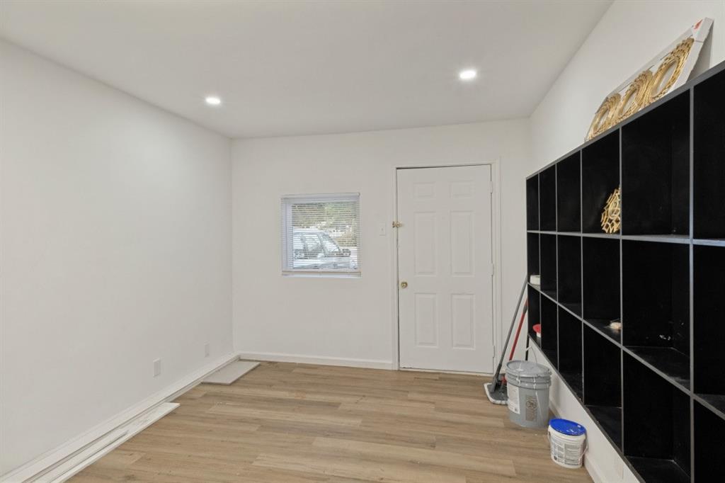 1911 El Capitan Drive Property Photo 14