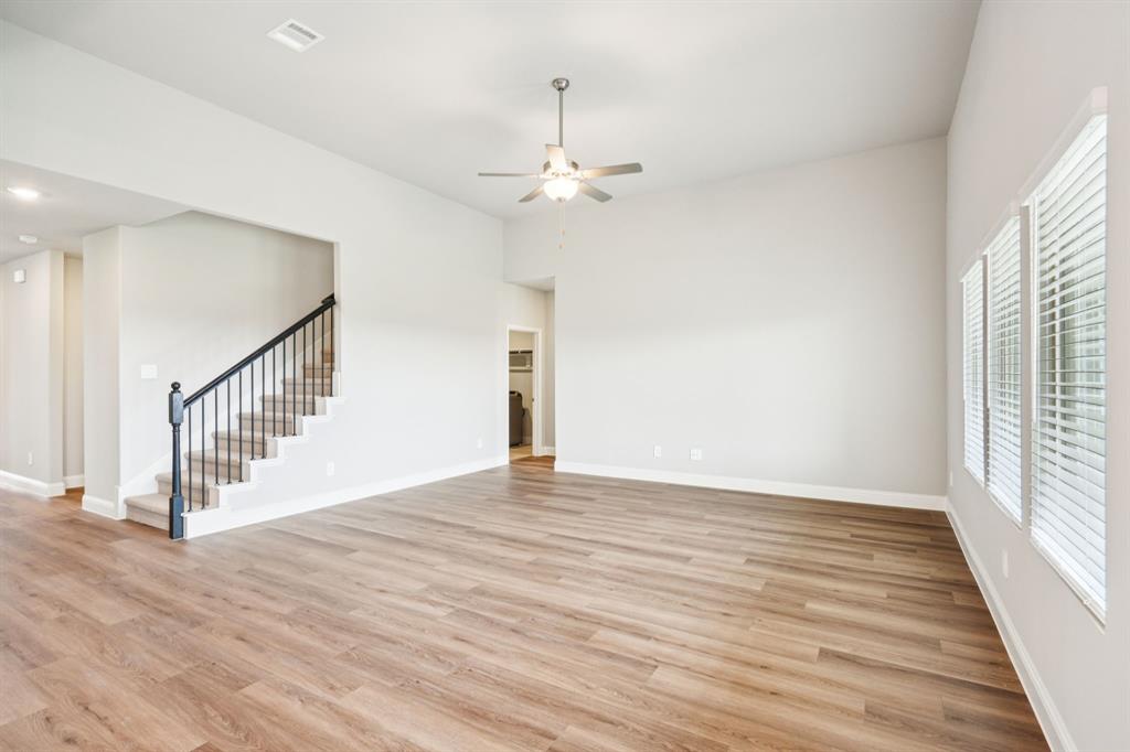 4107 Benbrook Drive Property Photo 7