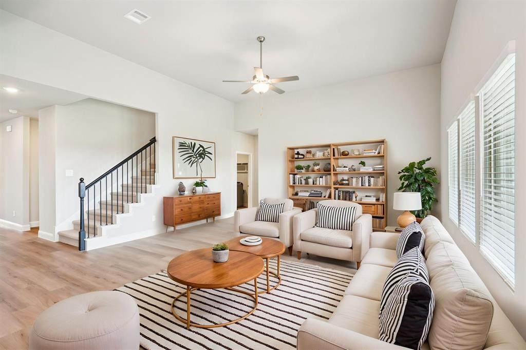 4107 Benbrook Drive Property Photo 8