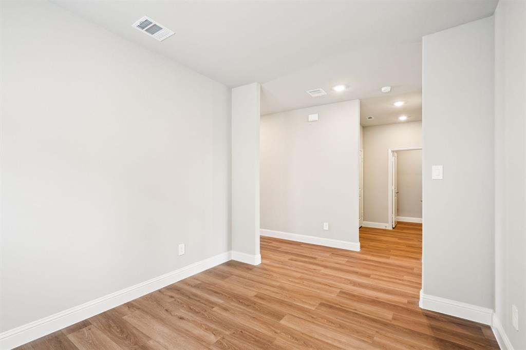 4107 Benbrook Drive Property Photo 13