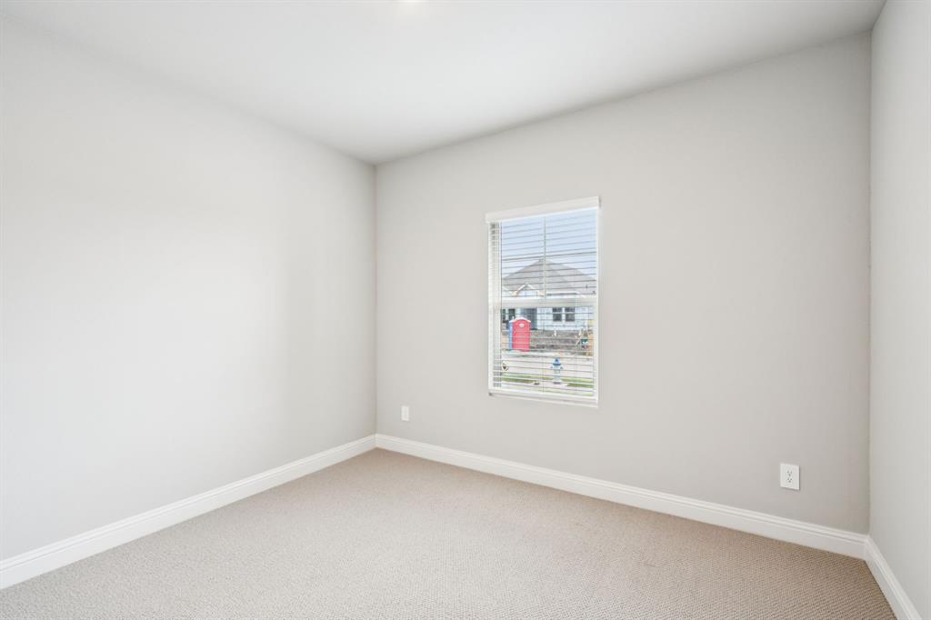4107 Benbrook Drive Property Photo 16