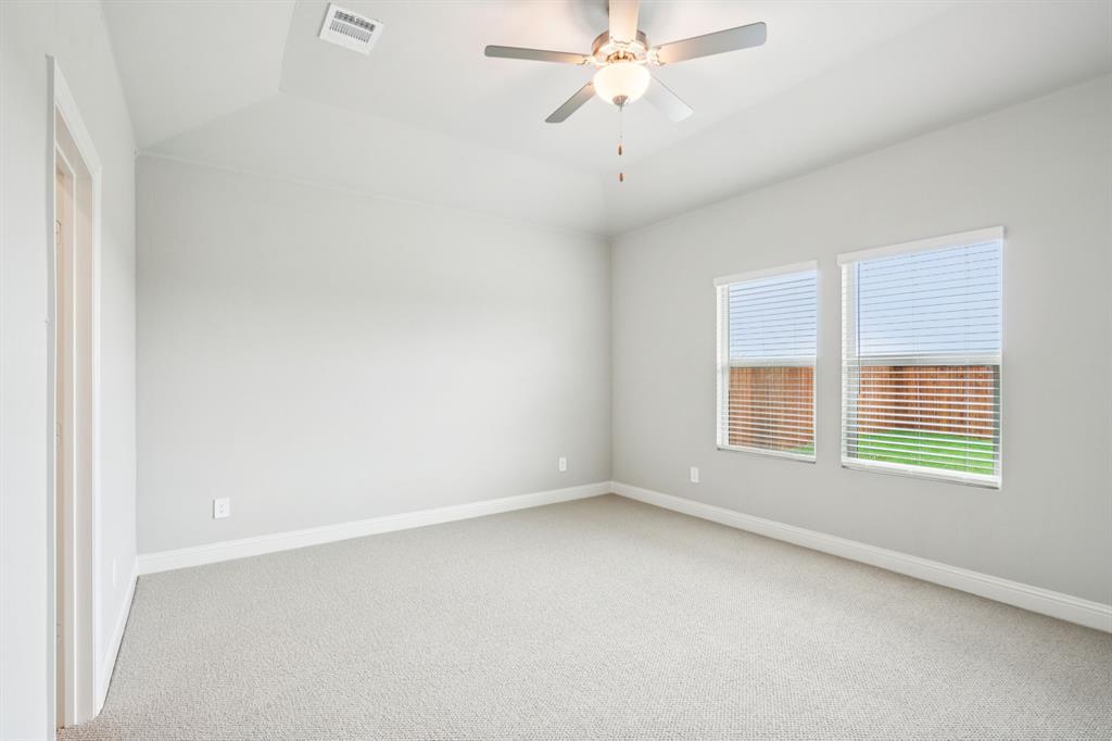 4107 Benbrook Drive Property Photo 18