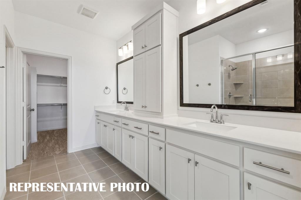 1037 Splitrock Drive Property Photo 11