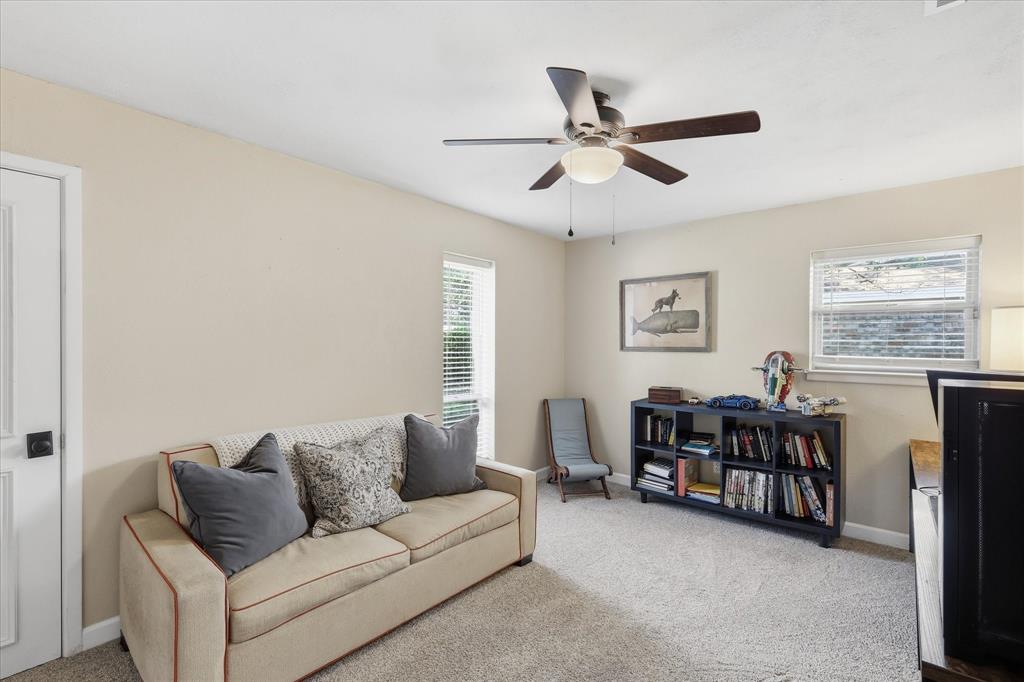 217 E Louella Drive Property Photo 20