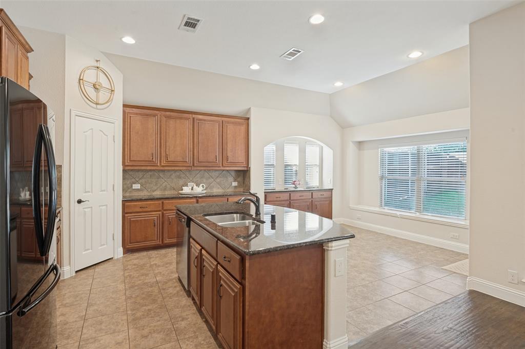 8304 Spitfire Trail Property Photo 13