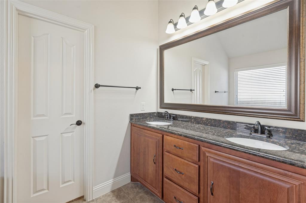 8304 Spitfire Trail Property Photo 22