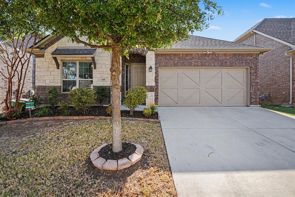 646 Harris Ridge Drive Property Photo 1