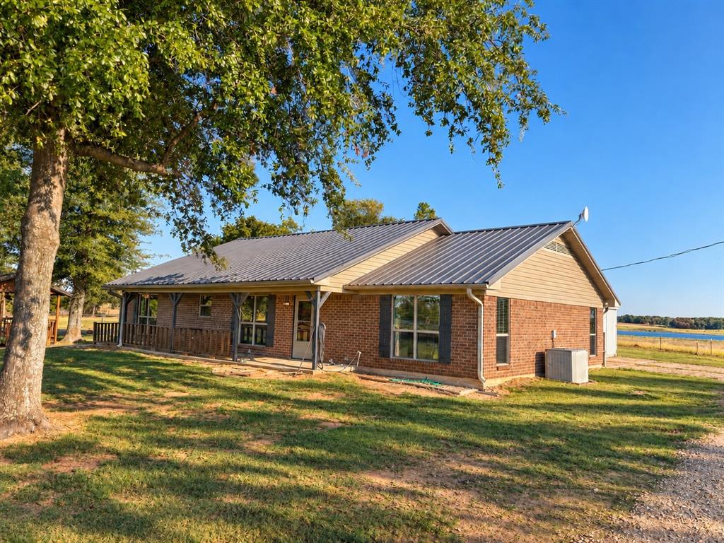 3840 Fm 1499 Property Photo 3