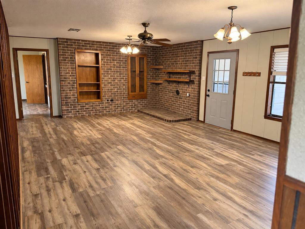 3840 Fm 1499 Property Photo 8