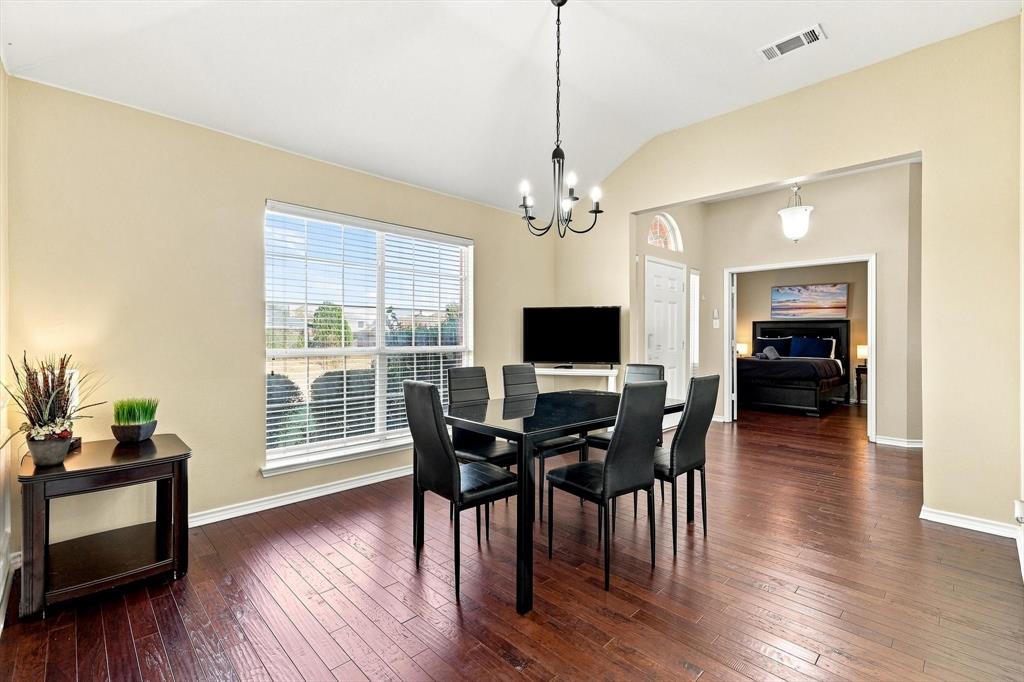 335 Linhurst Drive Property Photo 6