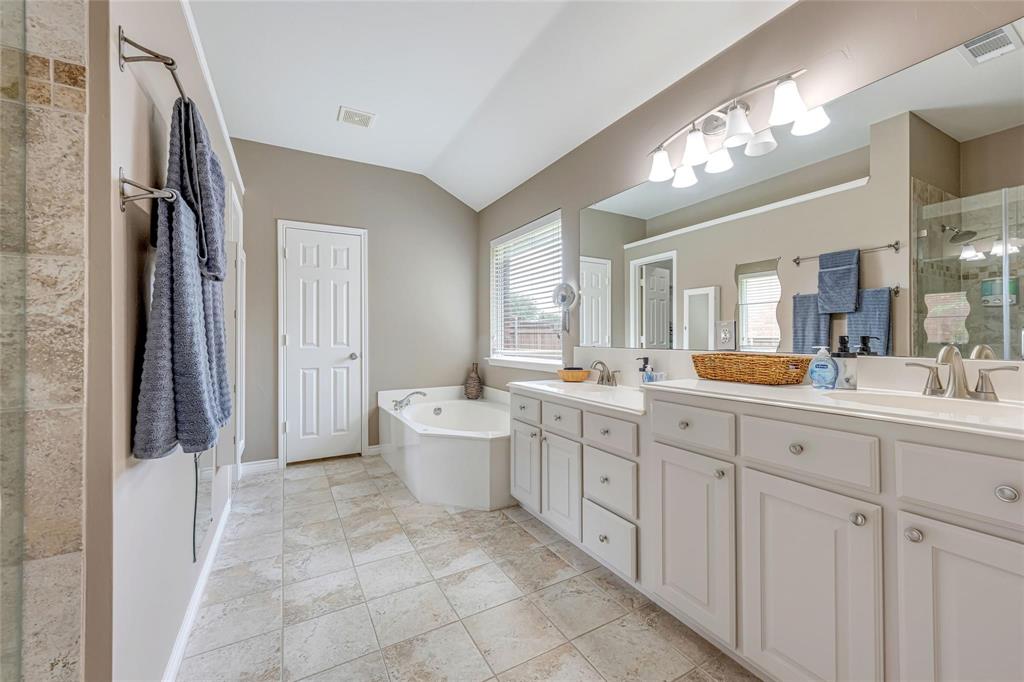 335 Linhurst Drive Property Photo 12