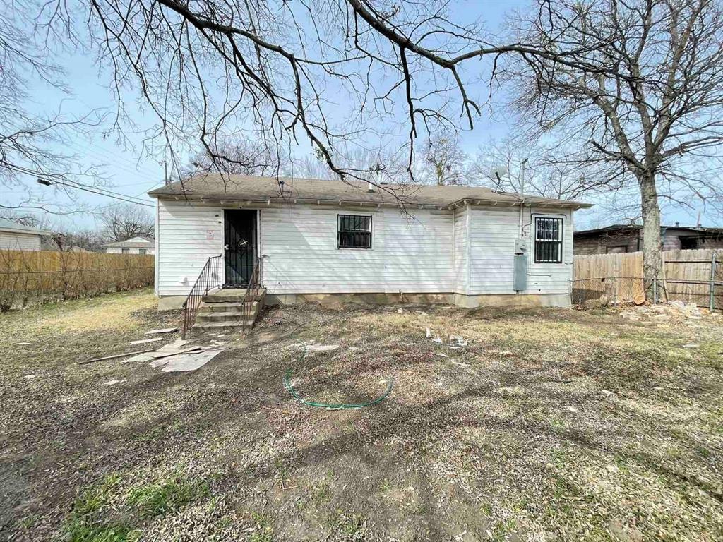 3010 Modree Avenue Property Photo 2