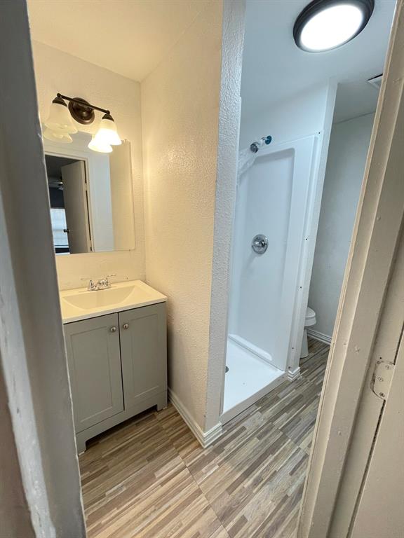 3010 Modree Avenue Property Photo 18