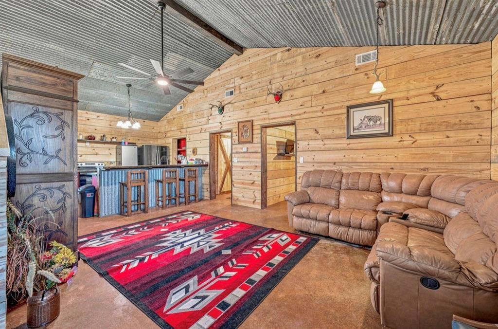 323 Slaughter Property Photo 5