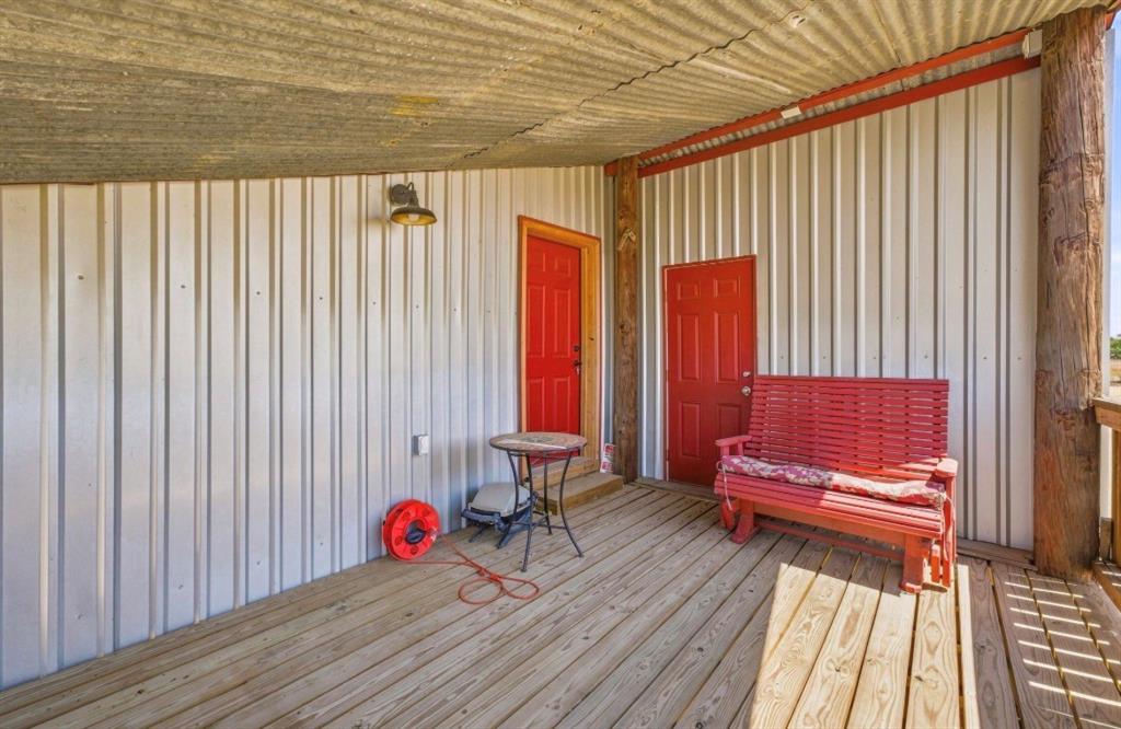 323 Slaughter Property Photo 15