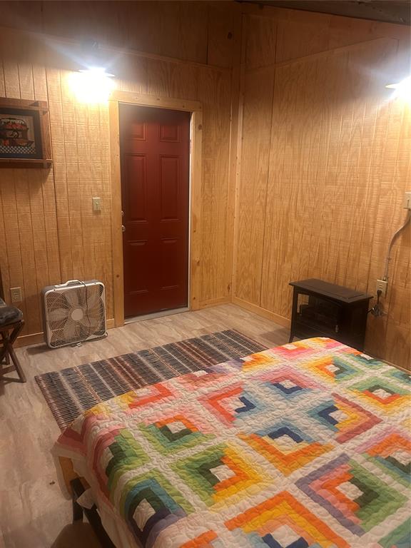 323 Slaughter Property Photo 17