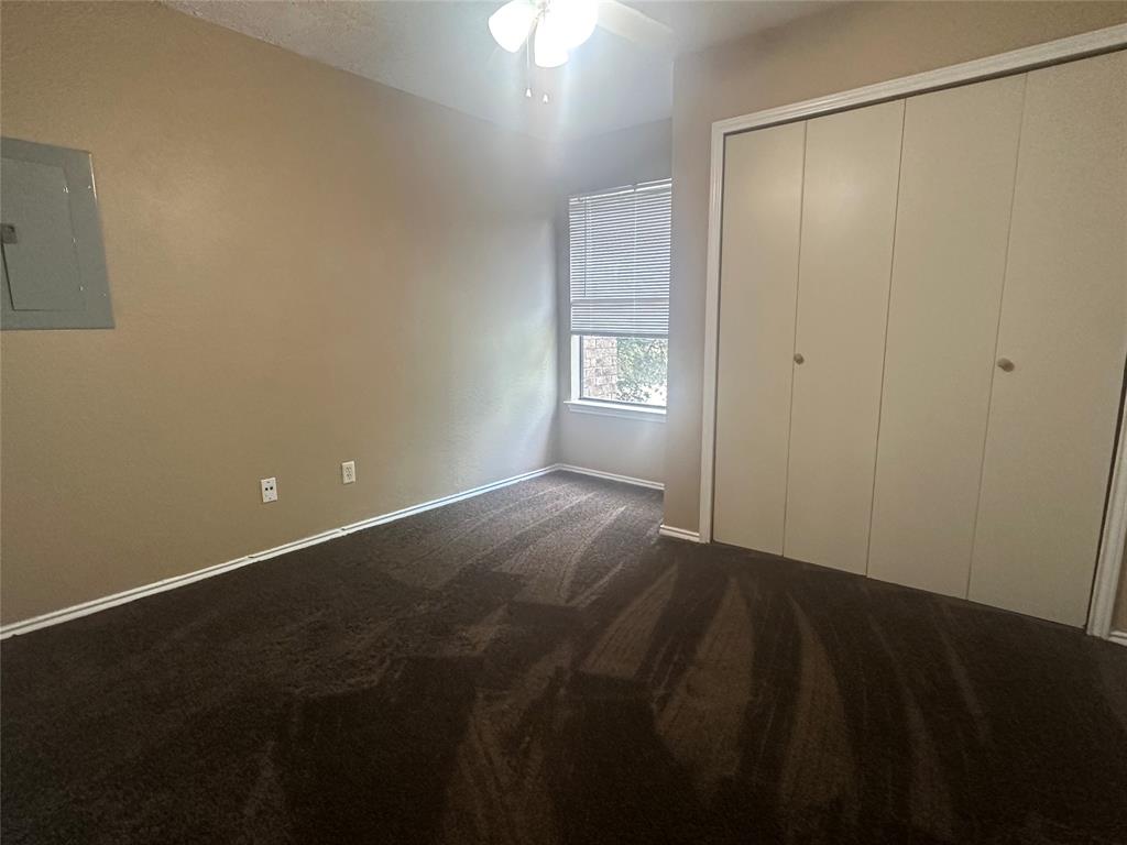 9823 Walnut Street 212 Property Photo 5