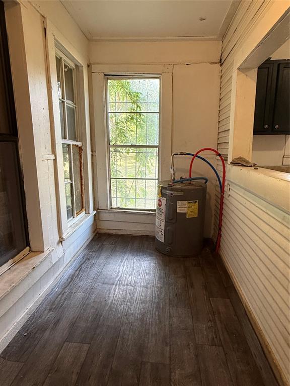 409 Champ Clark Street Property Photo 5