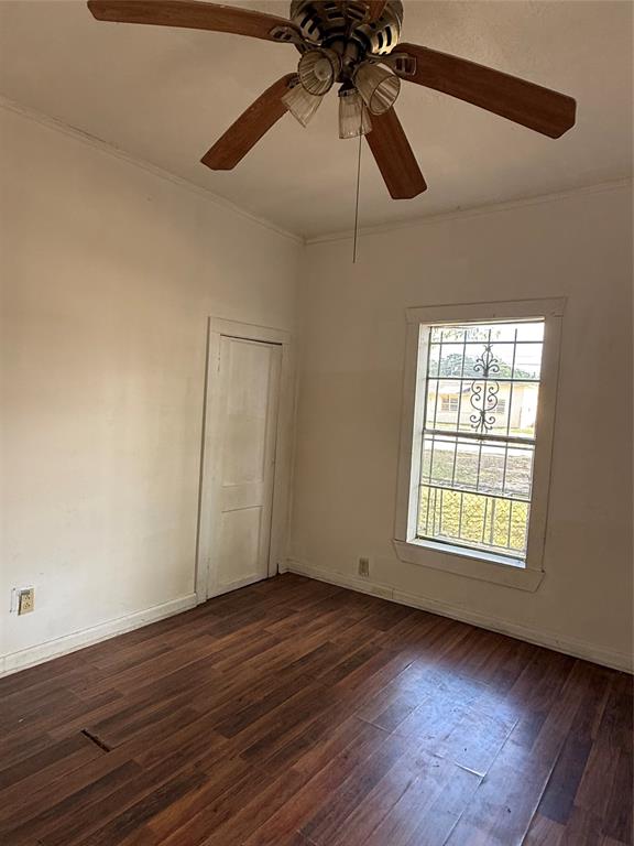 409 Champ Clark Street Property Photo 11