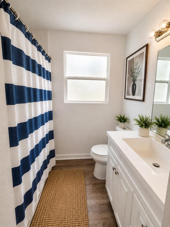 4000 Fitzhugh Avenue Property Photo 10