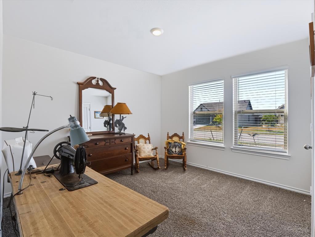 740 Amelia Court Property Photo 4