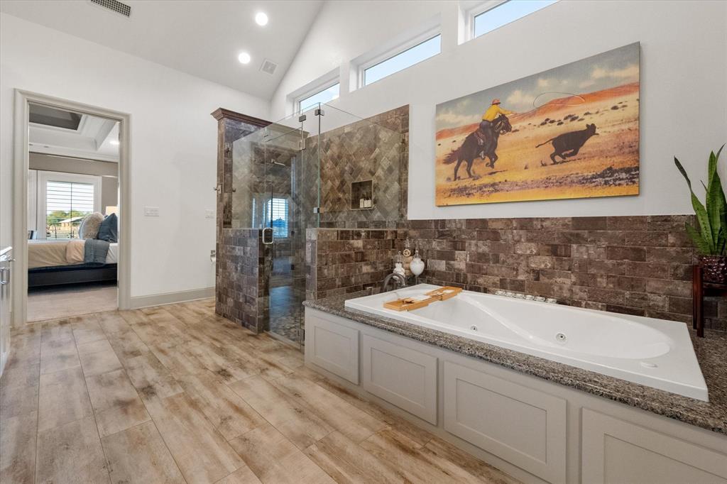 10613 Kyle Circle Property Photo 15