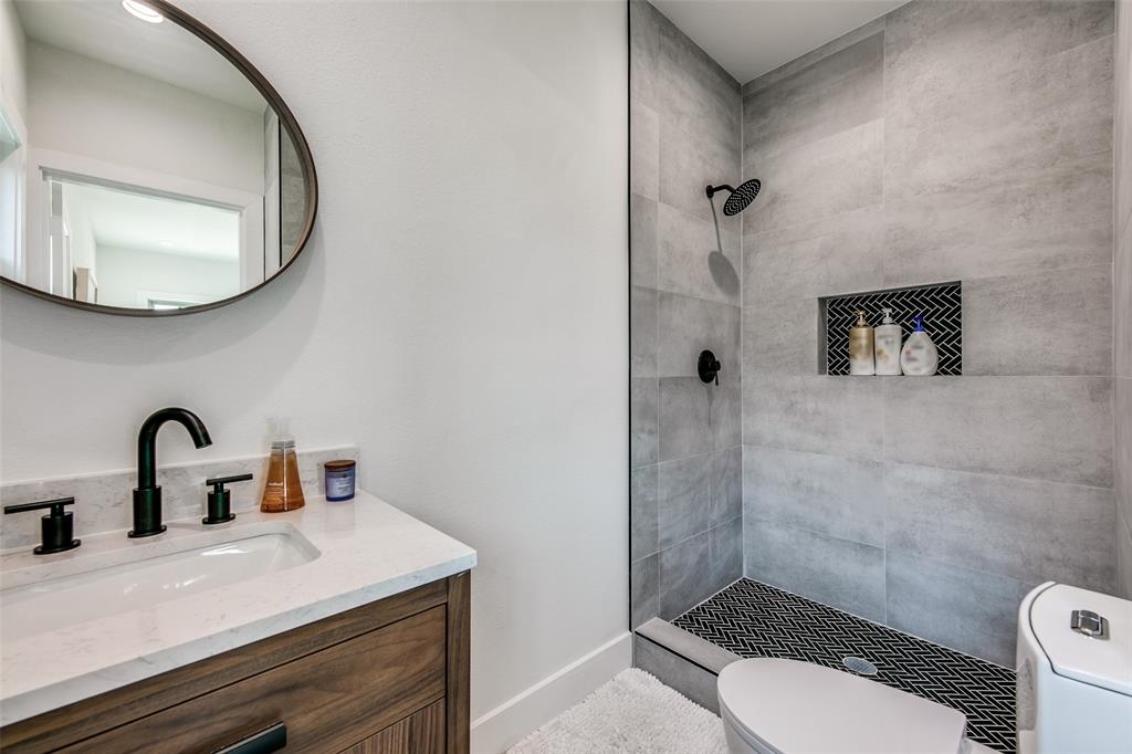 4106 Swiss Avenue Property Photo 14