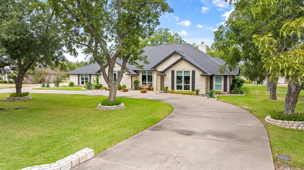 9604 Champions Drive Property Photo 2
