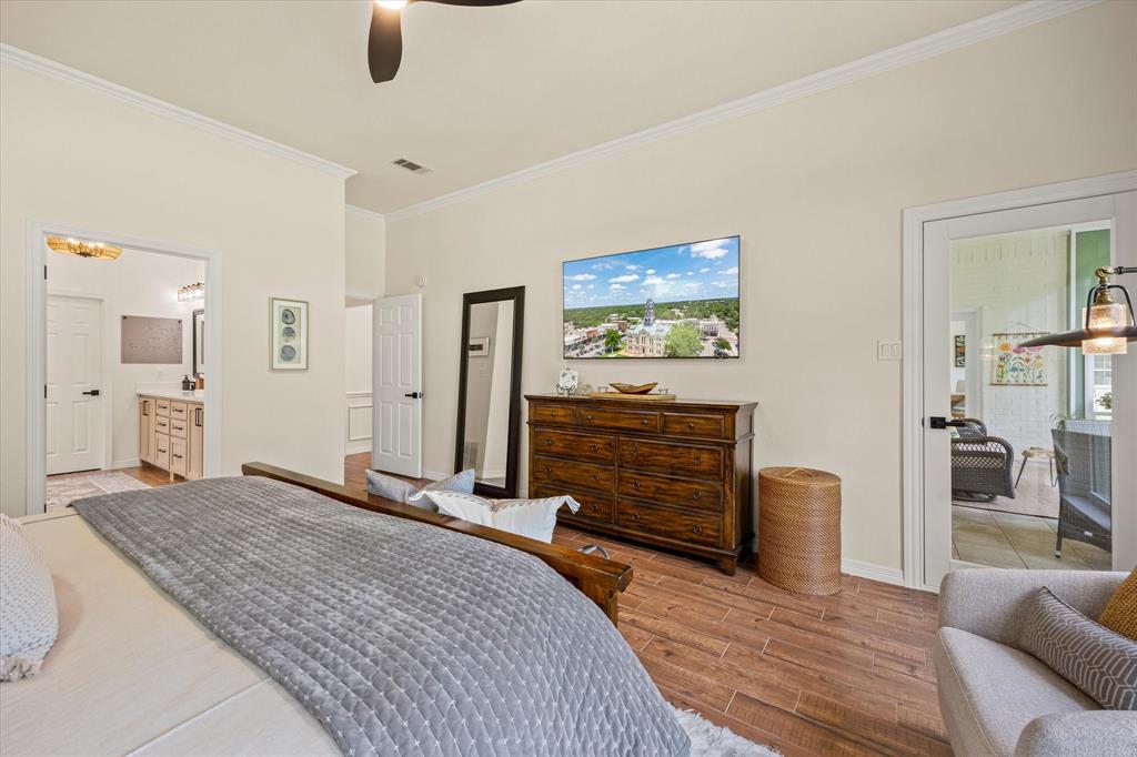 9604 Champions Drive Property Photo 14