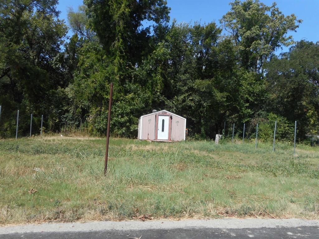 861 Wixom Lane Property Photo 1