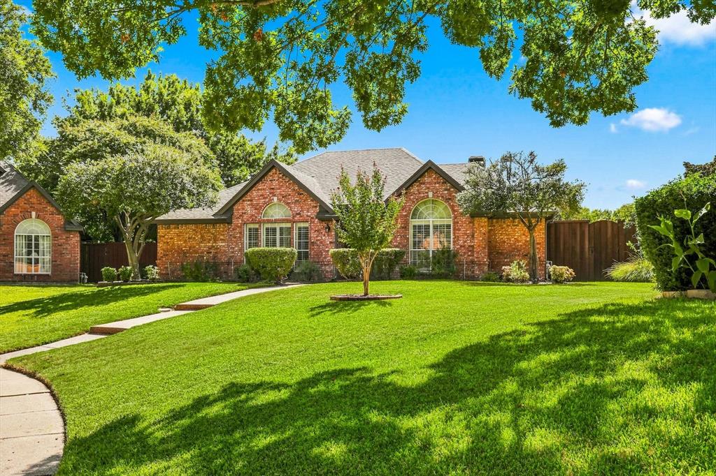 287 Tealwood Drive Property Photo 1