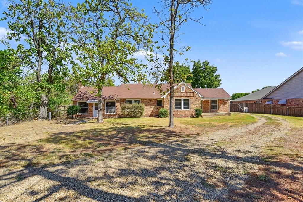 10609 Seagoville Road Property Photo 1