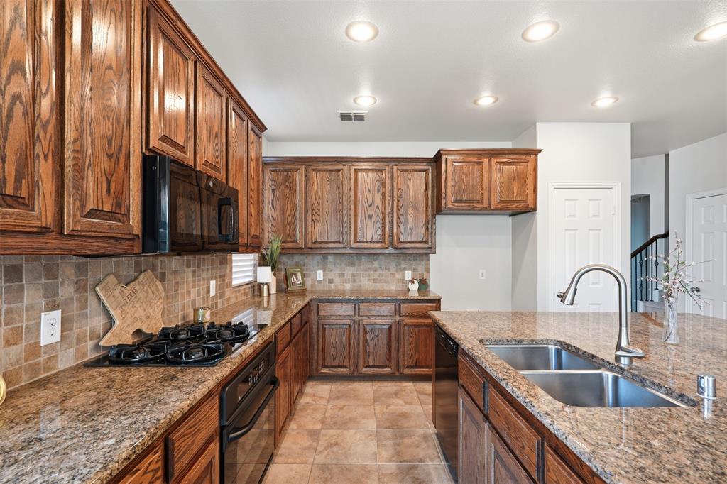 6811 Bendbrook Drive Property Photo 14