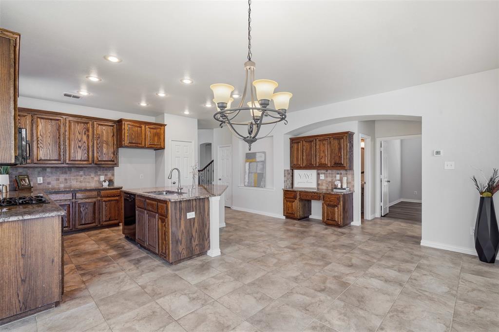 6811 Bendbrook Drive Property Photo 17