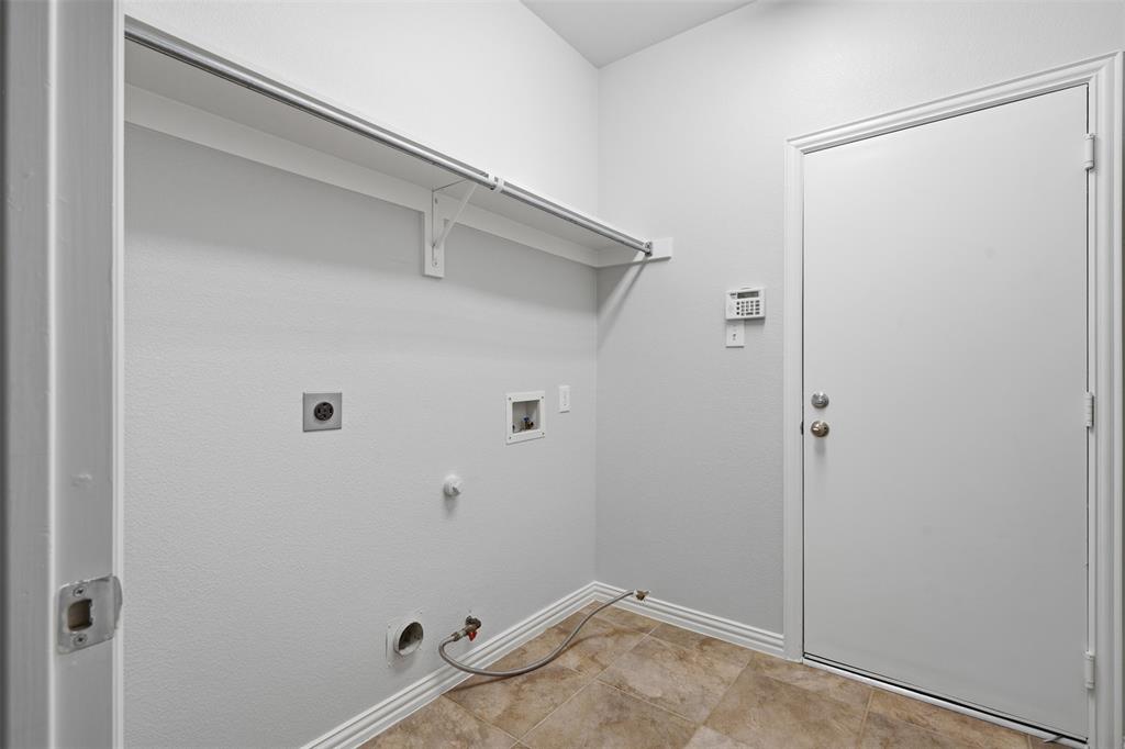 6811 Bendbrook Drive Property Photo 22