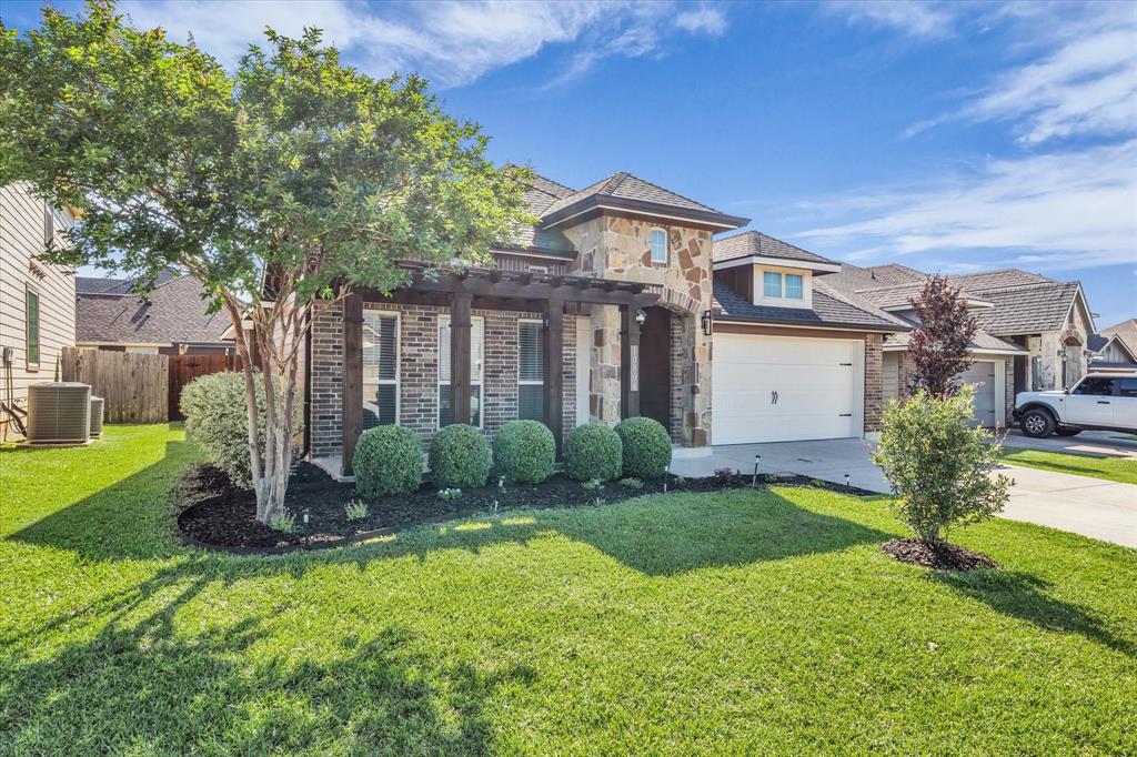 10804 Aurora Drive Property Photo 3