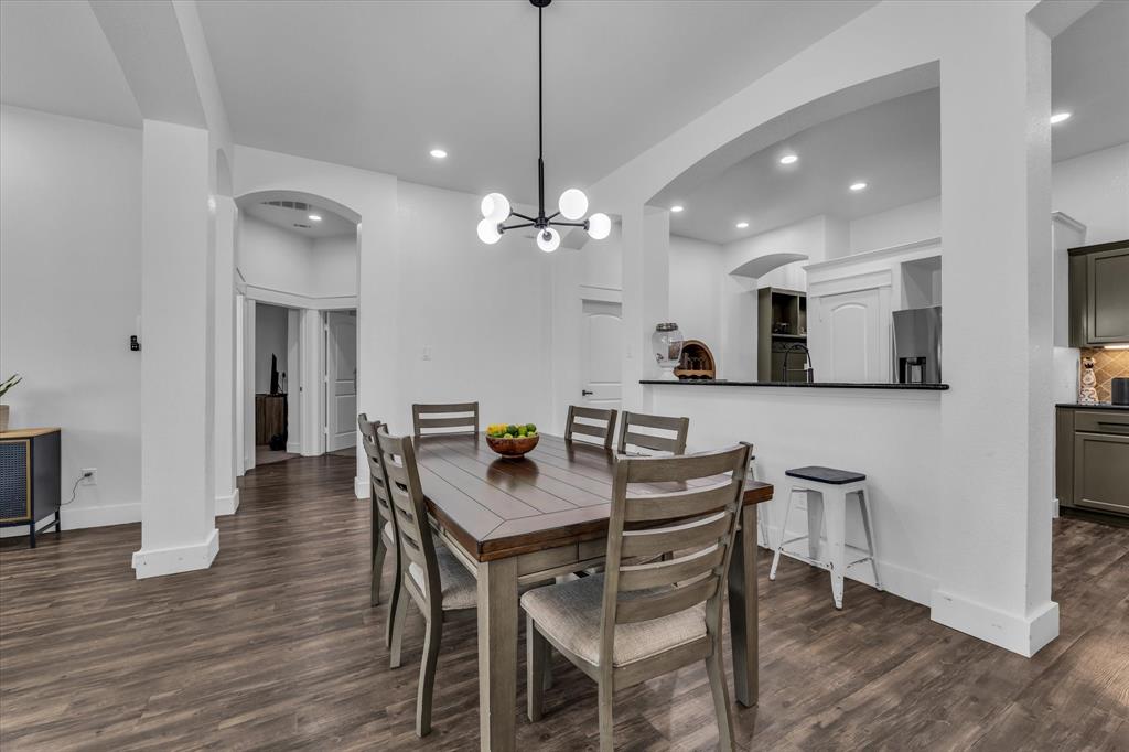 10804 Aurora Drive Property Photo 12