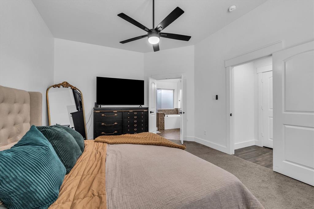 10804 Aurora Drive Property Photo 14
